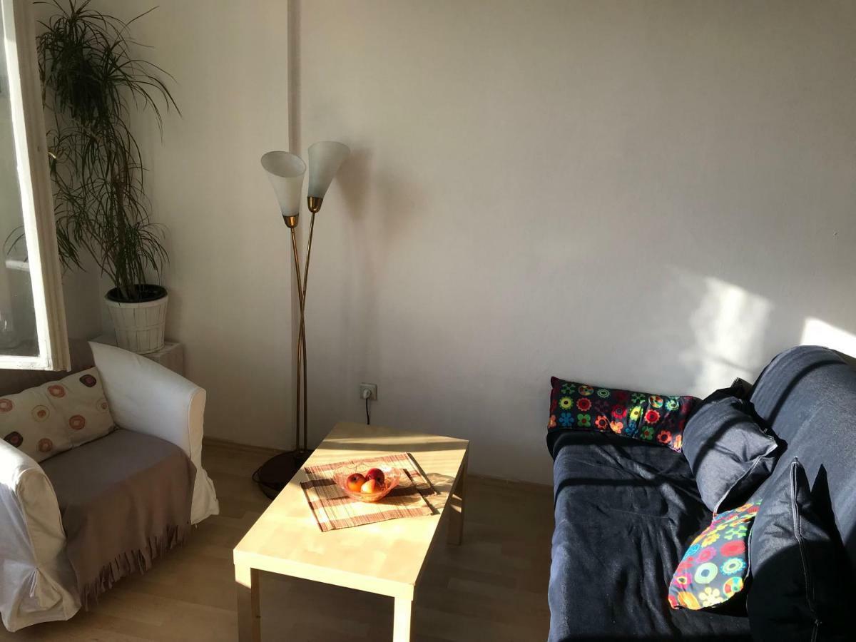 Cosy Flora Nest Apartamento Praga Exterior foto